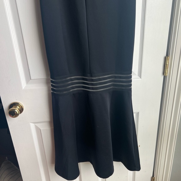 Venus long black mermaid dress sz 6 - Picture 7 of 8